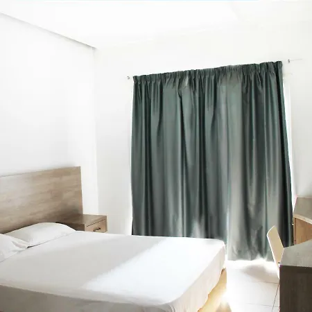 Rebioz Hotel Larnaca