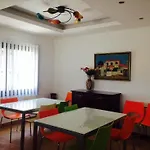 Hotell Rebioz Larnaca