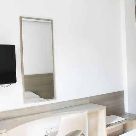 Hotel Rebioz Larnaca