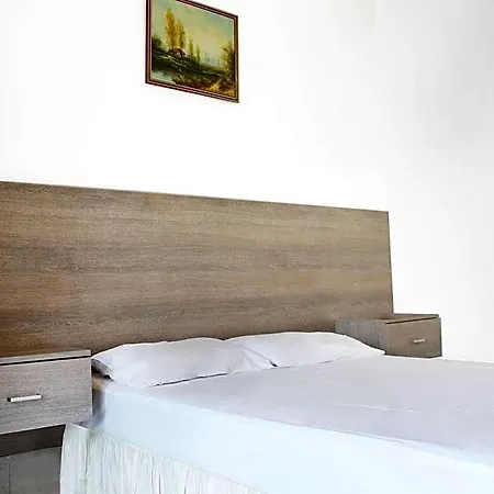 Rebioz Hotel