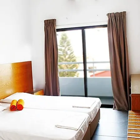 Rebioz Hotel 2*