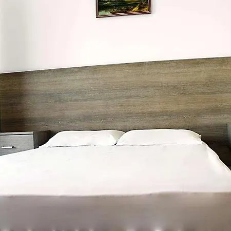 Hotel Rebioz 2*